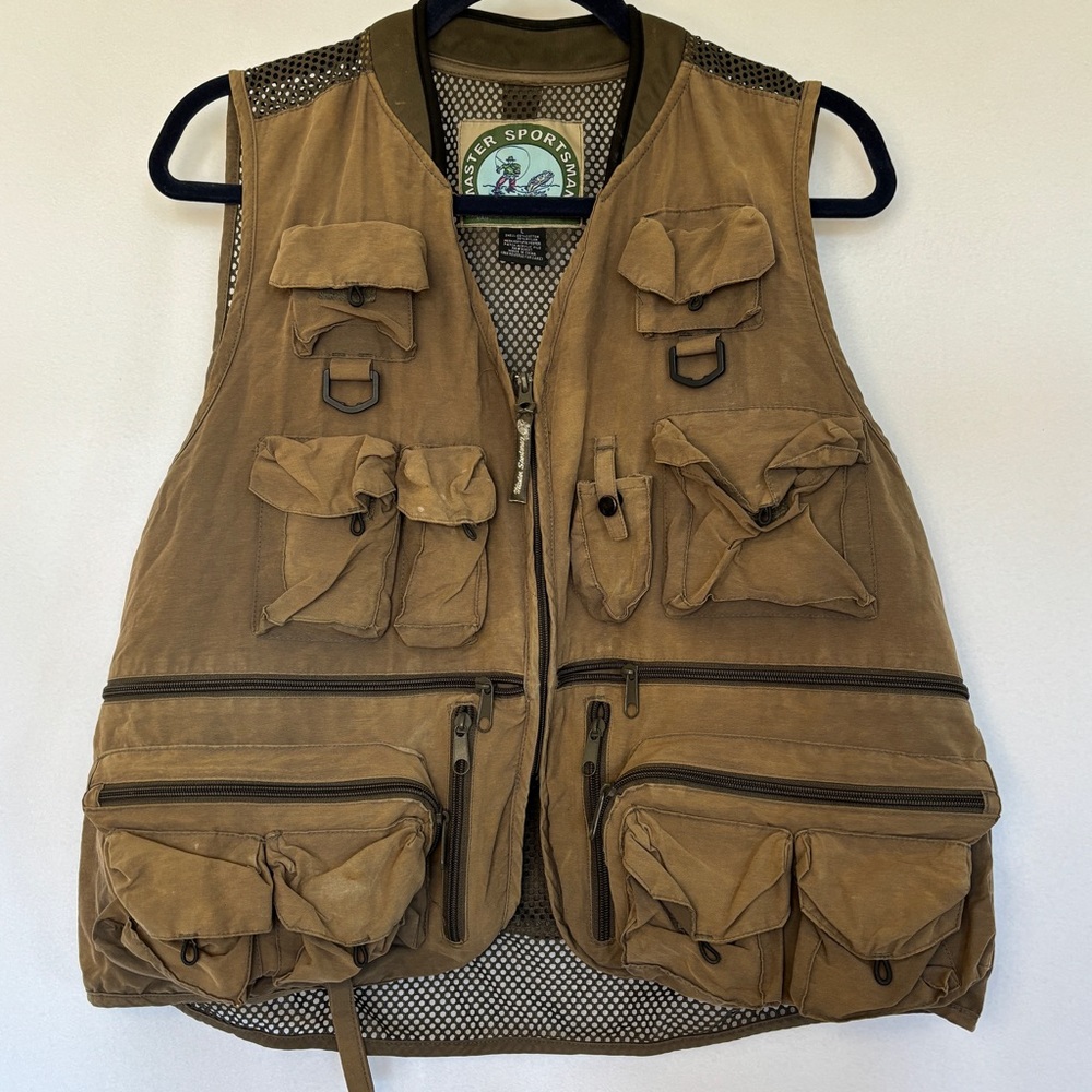 Master Sportsman Fishing/Hunting Vest L 12 Pockets Used Condition Functional